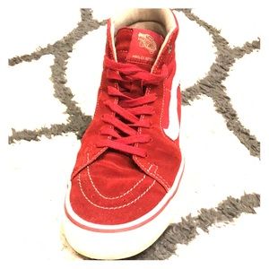 I’m selling size 9.5 All red Vans